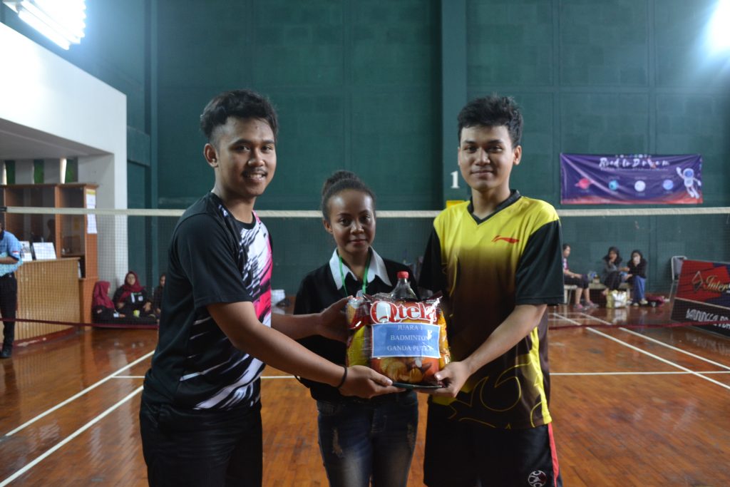 Badminton, Kiblat Baru Mahasiswa Farmasi